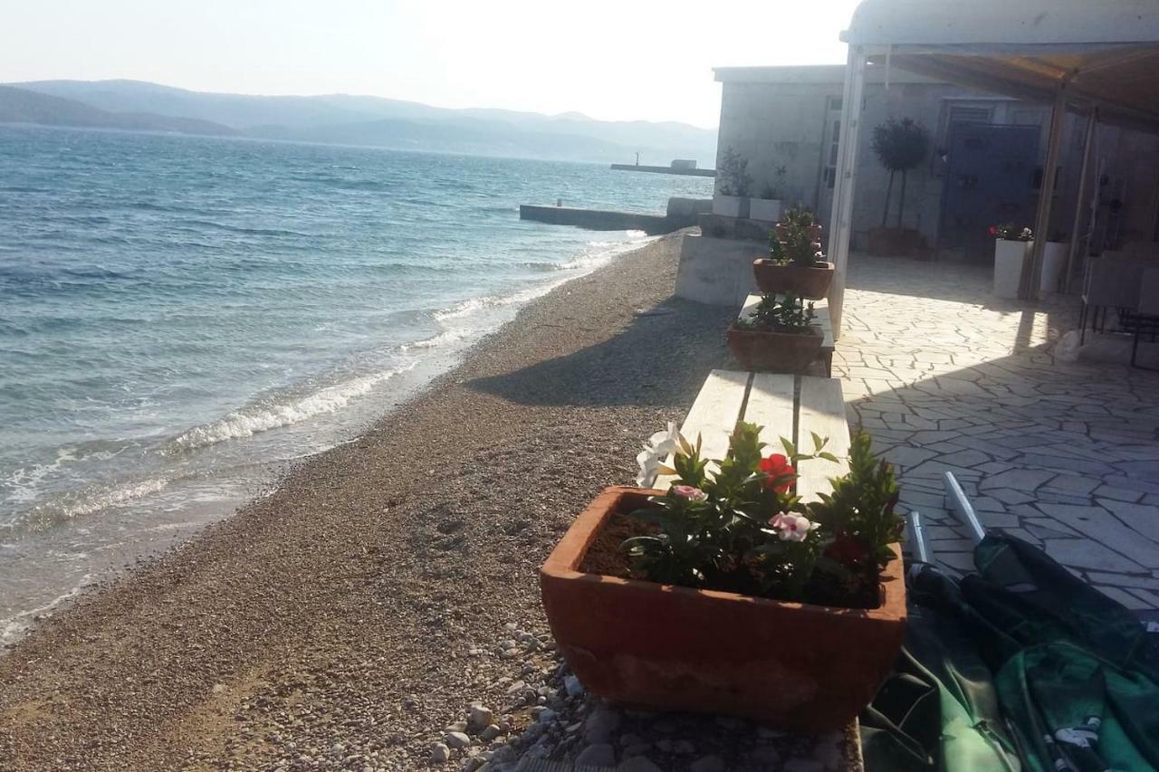 Near Sea & Beaches With Heated Pool & Bbq *